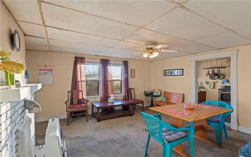 412 Majorsville Road, West Finley, 15377, 2 Bedrooms Bedrooms, 5 Rooms Rooms,1 BathroomBathrooms,Residential,For Sale,Majorsville Road,1687045