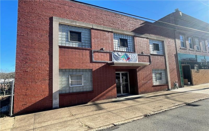 410 McKean, Donora, 15033, 6 Bedrooms Bedrooms, 12 Rooms Rooms,0.3 BathroomBathrooms,Residential,For Sale,McKean,1687048
