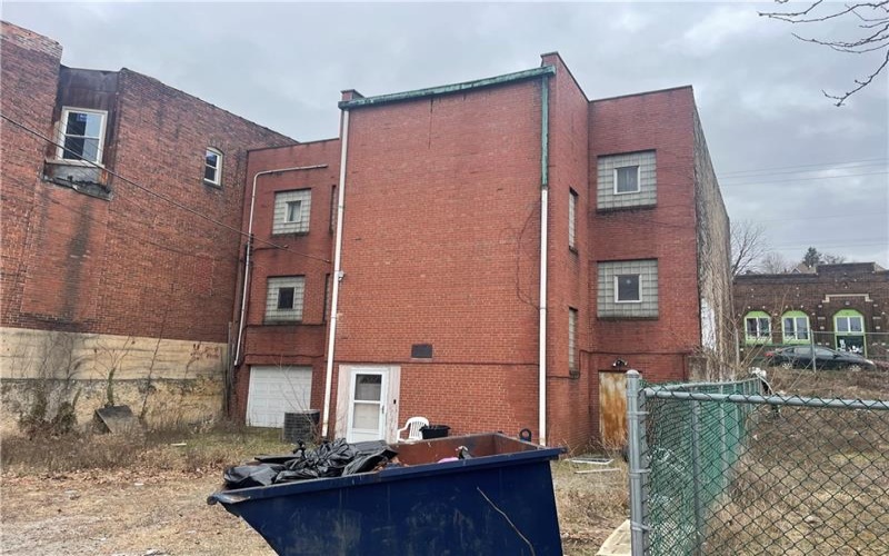 410 McKean, Donora, 15033, 6 Bedrooms Bedrooms, 12 Rooms Rooms,0.3 BathroomBathrooms,Residential,For Sale,McKean,1687048