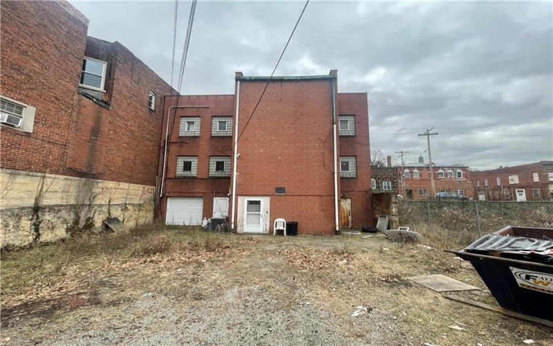 410 McKean, Donora, 15033, 6 Bedrooms Bedrooms, 12 Rooms Rooms,0.3 BathroomBathrooms,Residential,For Sale,McKean,1687048