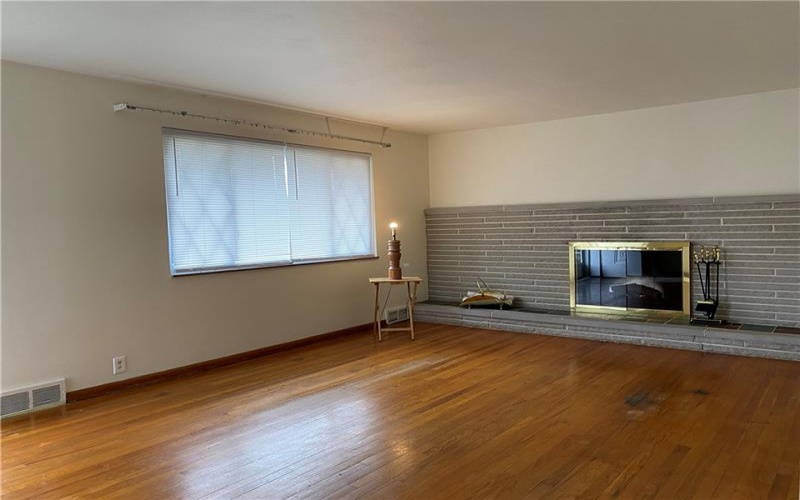 501 Greenbriar Ave., New Kensington, 15068, 3 Bedrooms Bedrooms, 7 Rooms Rooms,1.1 BathroomsBathrooms,Residential,For Sale,Greenbriar Ave.,1687223