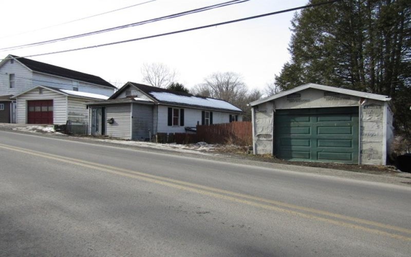 316 Beallsville Rd, Bentleyville, 15314, 4 Bedrooms Bedrooms, 8 Rooms Rooms,1 BathroomBathrooms,Residential,For Sale,Beallsville Rd,1687250