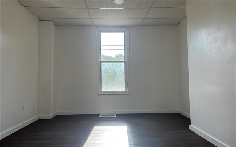 514 N Pittsburgh St, Connellsville, 15683, 3 Bedrooms Bedrooms, ,1 BathroomBathrooms,Lease,For Sale,N Pittsburgh St,1667712