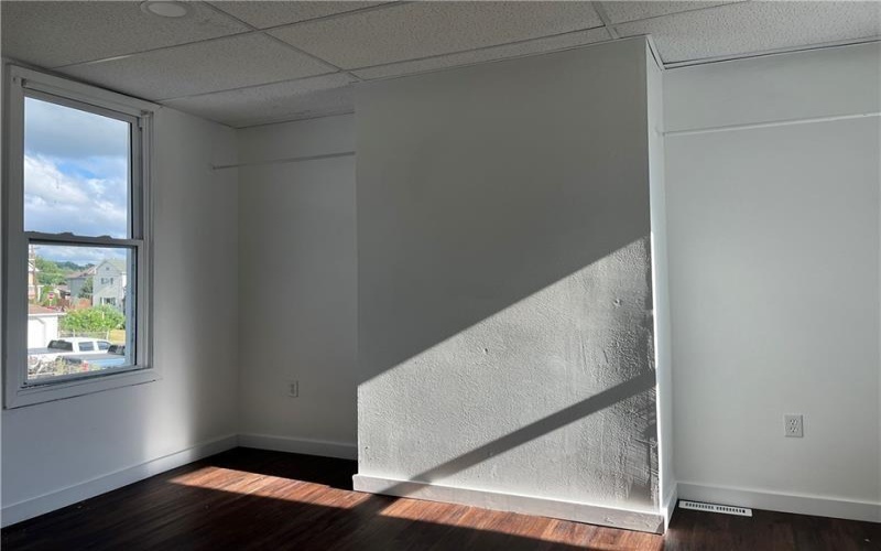 514 N Pittsburgh St, Connellsville, 15683, 3 Bedrooms Bedrooms, ,1 BathroomBathrooms,Lease,For Sale,N Pittsburgh St,1667712