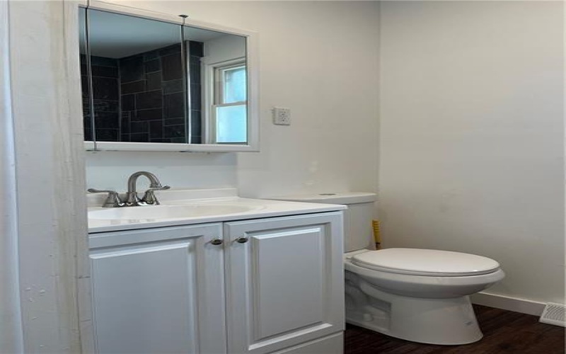 514 N Pittsburgh St, Connellsville, 15683, 3 Bedrooms Bedrooms, ,1 BathroomBathrooms,Lease,For Sale,N Pittsburgh St,1667712