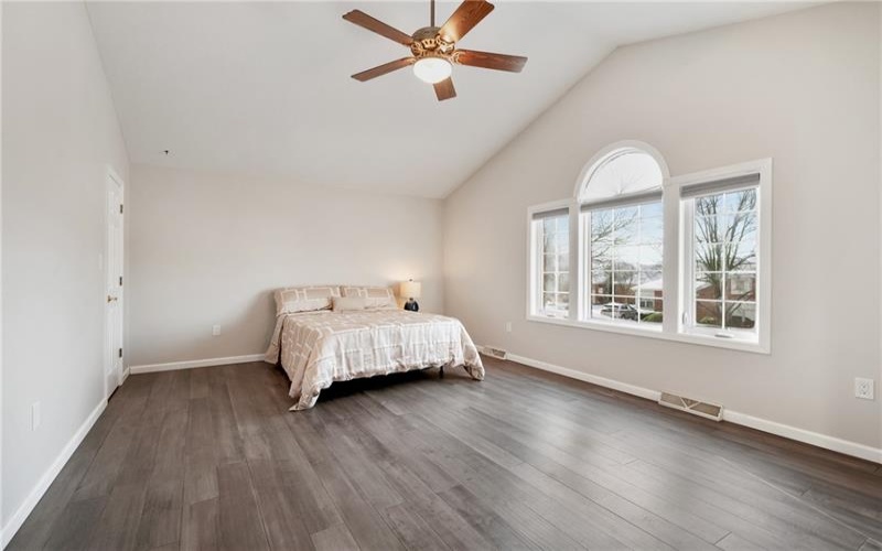 195 Fairway Landings Dr, Canonsburg, 15317, 3 Bedrooms Bedrooms, ,2.1 BathroomsBathrooms,Residential,For Sale,Fairway Landings Dr,1687224