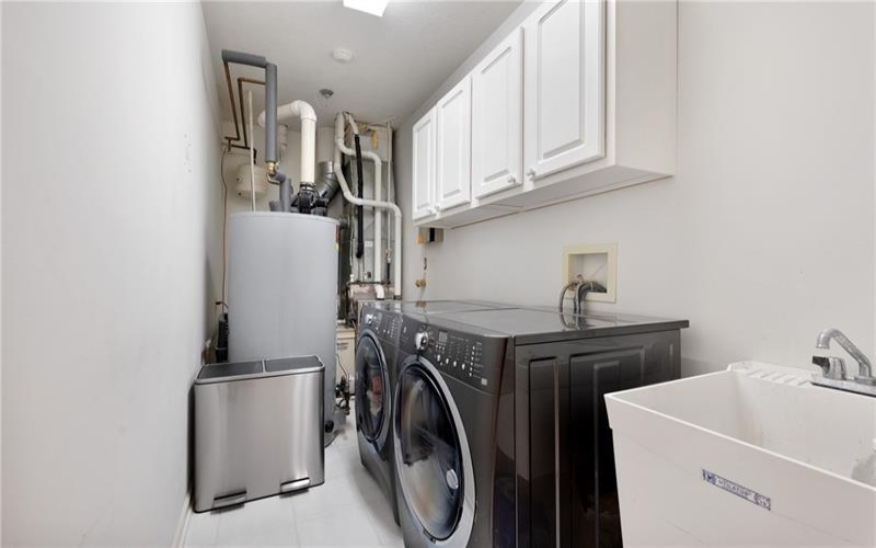 195 Fairway Landings Dr, Canonsburg, 15317, 3 Bedrooms Bedrooms, ,2.1 BathroomsBathrooms,Residential,For Sale,Fairway Landings Dr,1687224