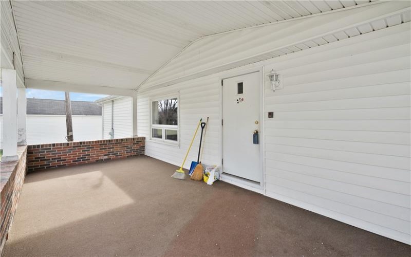 106 Seslar St, Jeanette, 15644, 3 Bedrooms Bedrooms, 7 Rooms Rooms,2 BathroomsBathrooms,Residential,For Sale,Seslar St,1687240