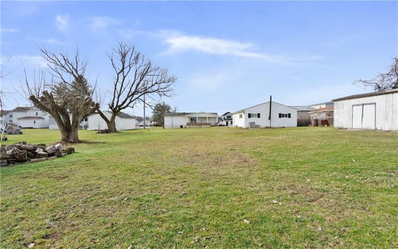 106 Seslar St, Jeanette, 15644, 3 Bedrooms Bedrooms, 7 Rooms Rooms,2 BathroomsBathrooms,Residential,For Sale,Seslar St,1687240