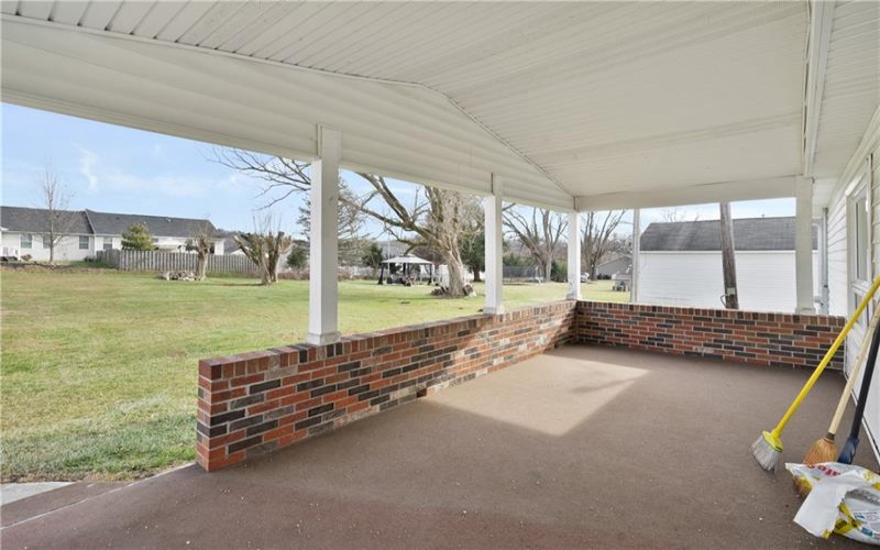 106 Seslar St, Jeanette, 15644, 3 Bedrooms Bedrooms, 7 Rooms Rooms,2 BathroomsBathrooms,Residential,For Sale,Seslar St,1687240