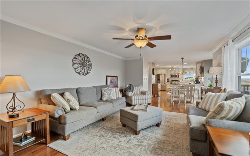204 Rolling Hill Farm Dr, West Newton, 15089, 3 Bedrooms Bedrooms, ,3.1 BathroomsBathrooms,Residential,For Sale,Rolling Hill Farm Dr,1687260