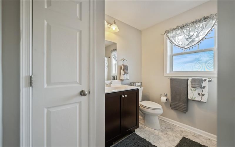 204 Rolling Hill Farm Dr, West Newton, 15089, 3 Bedrooms Bedrooms, ,3.1 BathroomsBathrooms,Residential,For Sale,Rolling Hill Farm Dr,1687260