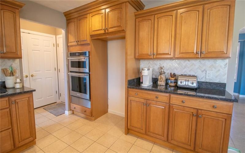 713 Bradgate Dr, Irwin, 15642, 4 Bedrooms Bedrooms, 12 Rooms Rooms,3.1 BathroomsBathrooms,Residential,For Sale,Bradgate Dr,1687288