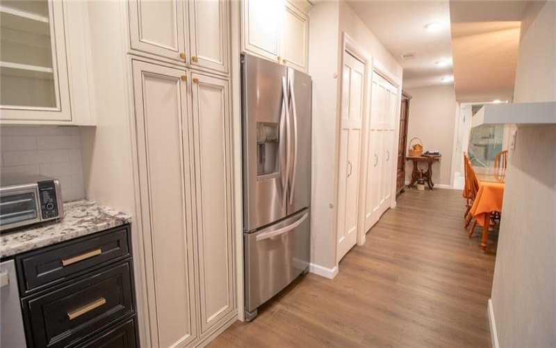 713 Bradgate Dr, Irwin, 15642, 4 Bedrooms Bedrooms, 12 Rooms Rooms,3.1 BathroomsBathrooms,Residential,For Sale,Bradgate Dr,1687288