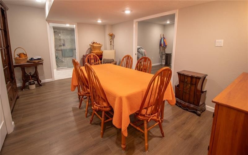 713 Bradgate Dr, Irwin, 15642, 4 Bedrooms Bedrooms, 12 Rooms Rooms,3.1 BathroomsBathrooms,Residential,For Sale,Bradgate Dr,1687288