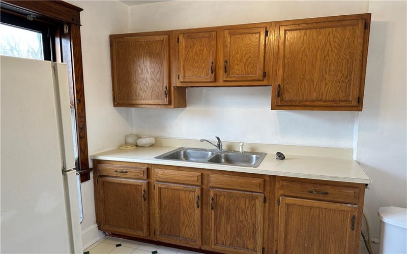 37 Beeson Boulevard, Uniontown, 15401, 2 Bedrooms Bedrooms, ,1 BathroomBathrooms,Lease,For Sale,Beeson Boulevard,1687237