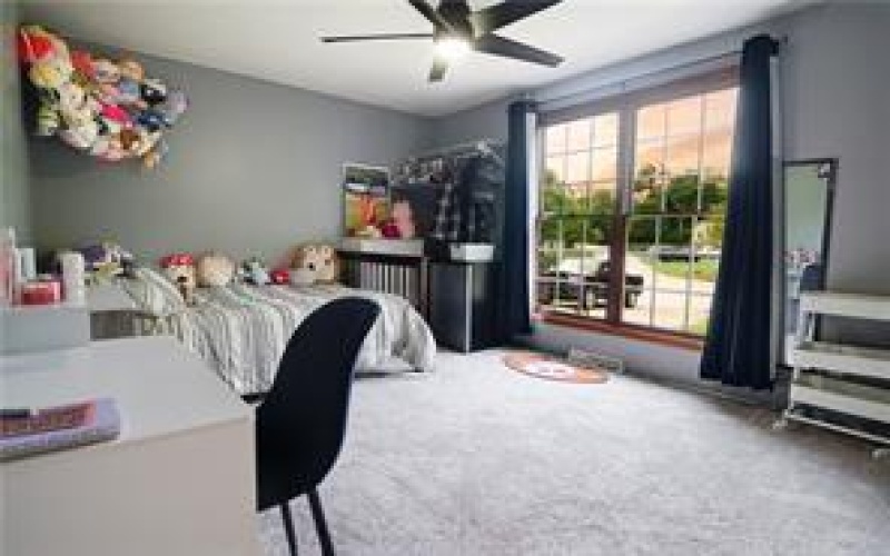 520 Royalty Drive, Uniontown, 15401, 4 Bedrooms Bedrooms, ,2.2 BathroomsBathrooms,Residential,For Sale,Royalty Drive,1687400