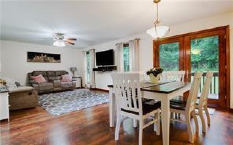 520 Royalty Drive, Uniontown, 15401, 4 Bedrooms Bedrooms, ,2.2 BathroomsBathrooms,Residential,For Sale,Royalty Drive,1687400