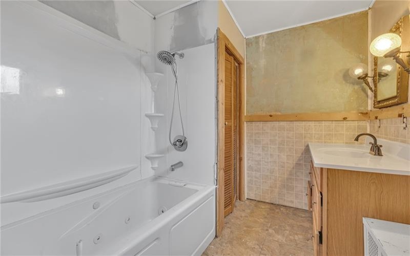 11731 McCallem St, Larimer, 15647, 3 Bedrooms Bedrooms, 7 Rooms Rooms,1 BathroomBathrooms,Residential,For Sale,McCallem St,1683476