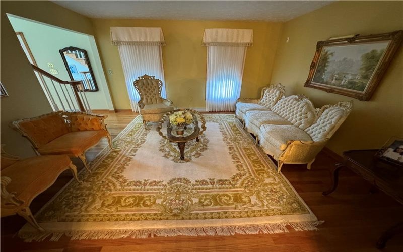 602 Skyline Drive, Rostraver Township, 15012, 4 Bedrooms Bedrooms, 14 Rooms Rooms,3.1 BathroomsBathrooms,Residential,For Sale,Skyline Drive,1687164
