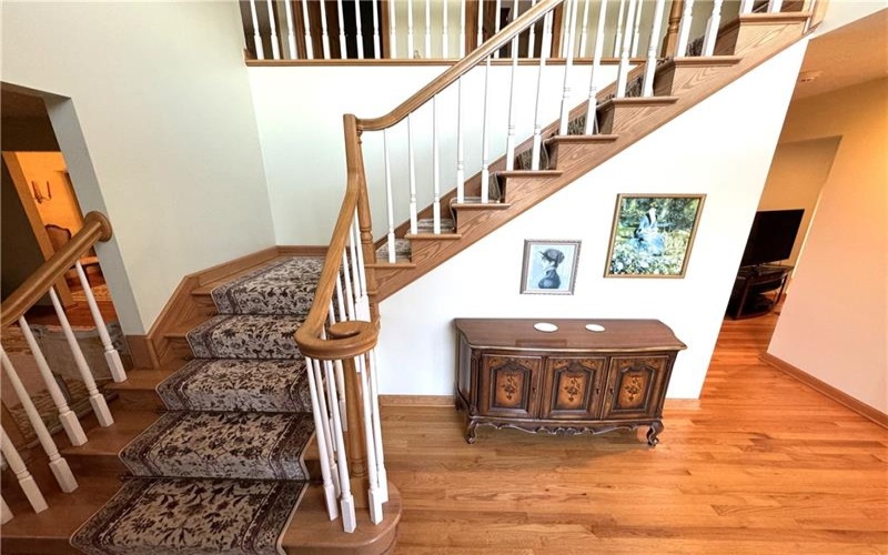 602 Skyline Drive, Rostraver Township, 15012, 4 Bedrooms Bedrooms, 14 Rooms Rooms,3.1 BathroomsBathrooms,Residential,For Sale,Skyline Drive,1687164