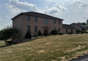 602 Skyline Drive, Rostraver Township, 15012, 4 Bedrooms Bedrooms, 14 Rooms Rooms,3.1 BathroomsBathrooms,Residential,For Sale,Skyline Drive,1687164