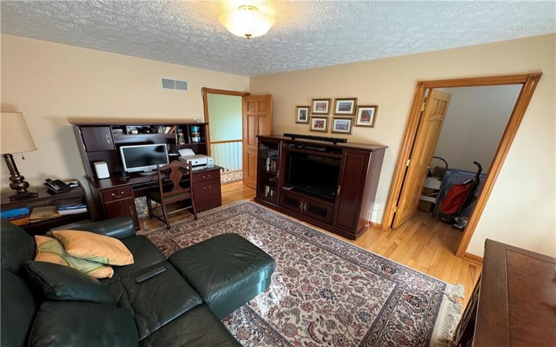602 Skyline Drive, Rostraver Township, 15012, 4 Bedrooms Bedrooms, 14 Rooms Rooms,3.1 BathroomsBathrooms,Residential,For Sale,Skyline Drive,1687164