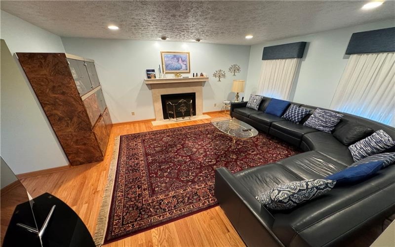 602 Skyline Drive, Rostraver Township, 15012, 4 Bedrooms Bedrooms, 14 Rooms Rooms,3.1 BathroomsBathrooms,Residential,For Sale,Skyline Drive,1687164