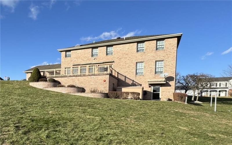 602 Skyline Drive, Rostraver Township, 15012, 4 Bedrooms Bedrooms, 14 Rooms Rooms,3.1 BathroomsBathrooms,Residential,For Sale,Skyline Drive,1687164
