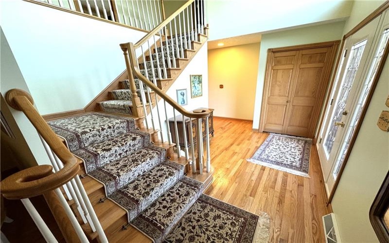 602 Skyline Drive, Rostraver Township, 15012, 4 Bedrooms Bedrooms, 14 Rooms Rooms,3.1 BathroomsBathrooms,Residential,For Sale,Skyline Drive,1687164