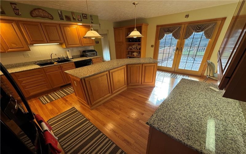 602 Skyline Drive, Rostraver Township, 15012, 4 Bedrooms Bedrooms, 14 Rooms Rooms,3.1 BathroomsBathrooms,Residential,For Sale,Skyline Drive,1687164