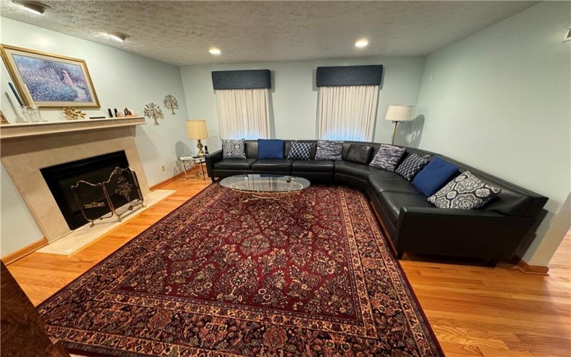 602 Skyline Drive, Rostraver Township, 15012, 4 Bedrooms Bedrooms, 14 Rooms Rooms,3.1 BathroomsBathrooms,Residential,For Sale,Skyline Drive,1687164