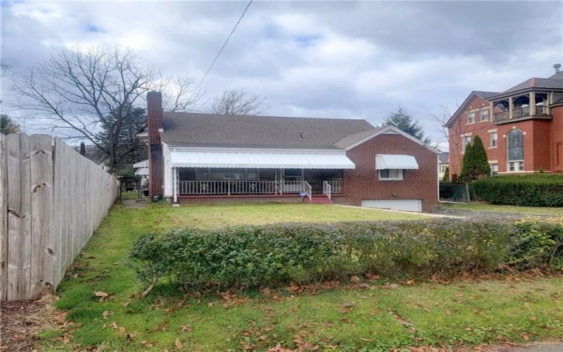 467 6th Avenue, New Kensington, 15068, 5 Bedrooms Bedrooms, 10 Rooms Rooms,3 BathroomsBathrooms,Residential,For Sale,6th Avenue,1687609