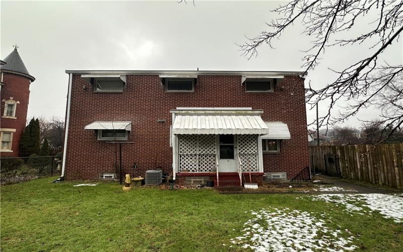 467 6th Avenue, New Kensington, 15068, 5 Bedrooms Bedrooms, 10 Rooms Rooms,3 BathroomsBathrooms,Residential,For Sale,6th Avenue,1687609
