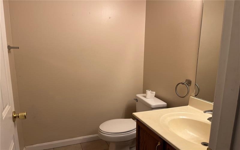 2003 TRAIL SIDE COURT, Jeannette, 15644, 3 Bedrooms Bedrooms, 7 Rooms Rooms,2.1 BathroomsBathrooms,Residential,For Sale,TRAIL SIDE COURT,1687663