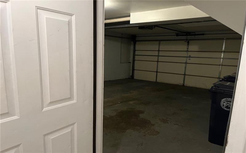 2003 TRAIL SIDE COURT, Jeannette, 15644, 3 Bedrooms Bedrooms, 7 Rooms Rooms,2.1 BathroomsBathrooms,Residential,For Sale,TRAIL SIDE COURT,1687663