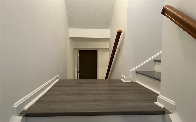 2003 TRAIL SIDE COURT, Jeannette, 15644, 3 Bedrooms Bedrooms, 7 Rooms Rooms,2.1 BathroomsBathrooms,Residential,For Sale,TRAIL SIDE COURT,1687663