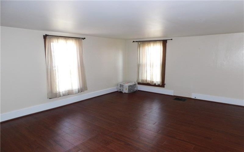 209 Euclid Avenue, Point Marion, 15474, 3 Bedrooms Bedrooms, 7 Rooms Rooms,1 BathroomBathrooms,Residential,For Sale,Euclid Avenue,1687729