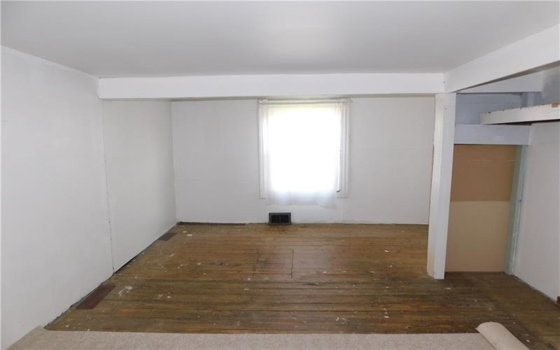 209 Euclid Avenue, Point Marion, 15474, 3 Bedrooms Bedrooms, 7 Rooms Rooms,1 BathroomBathrooms,Residential,For Sale,Euclid Avenue,1687729