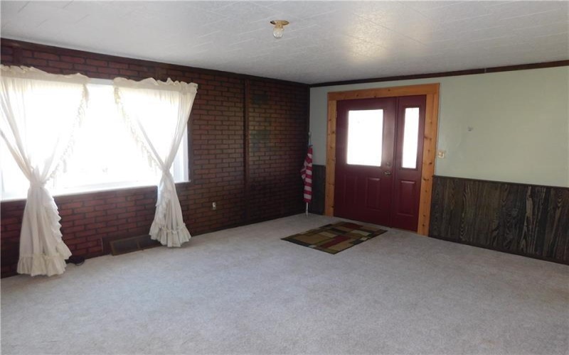 209 Euclid Avenue, Point Marion, 15474, 3 Bedrooms Bedrooms, 7 Rooms Rooms,1 BathroomBathrooms,Residential,For Sale,Euclid Avenue,1687729
