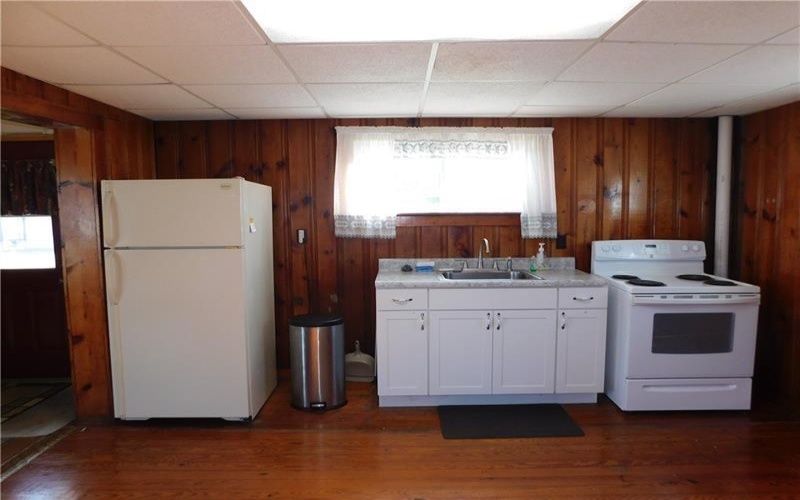 209 Euclid Avenue, Point Marion, 15474, 3 Bedrooms Bedrooms, 7 Rooms Rooms,1 BathroomBathrooms,Residential,For Sale,Euclid Avenue,1687729