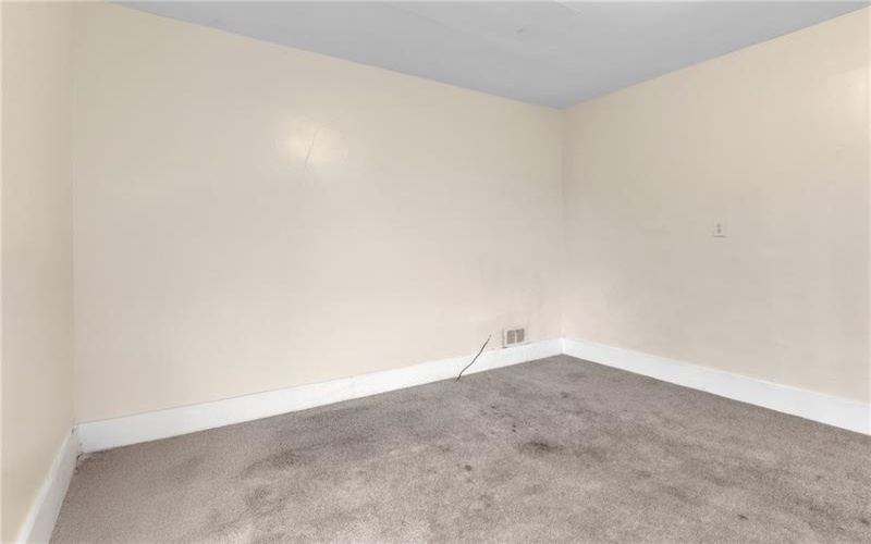 1233 Kenneth Avenue, New Kensington, 15068, 5 Bedrooms Bedrooms, ,1 BathroomBathrooms,Residential,For Sale,Kenneth Avenue,1687640
