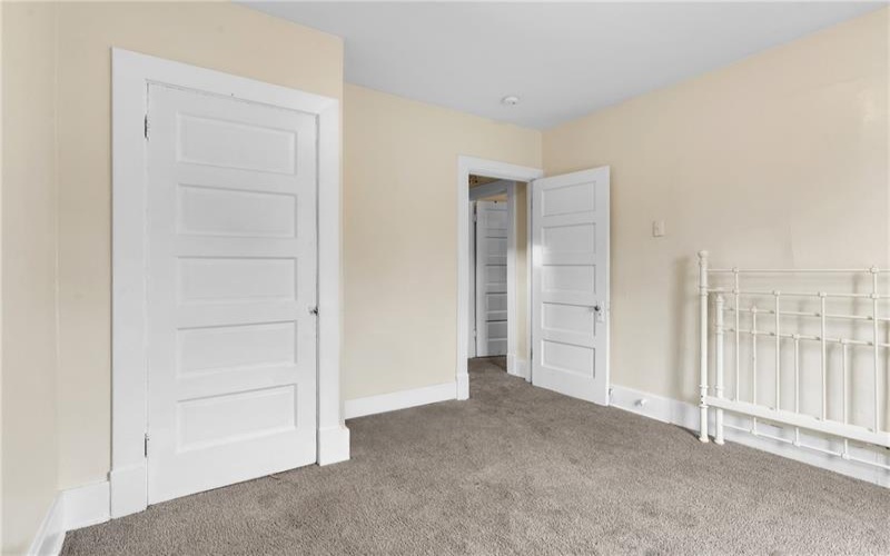 1233 Kenneth Avenue, New Kensington, 15068, 5 Bedrooms Bedrooms, ,1 BathroomBathrooms,Residential,For Sale,Kenneth Avenue,1687640