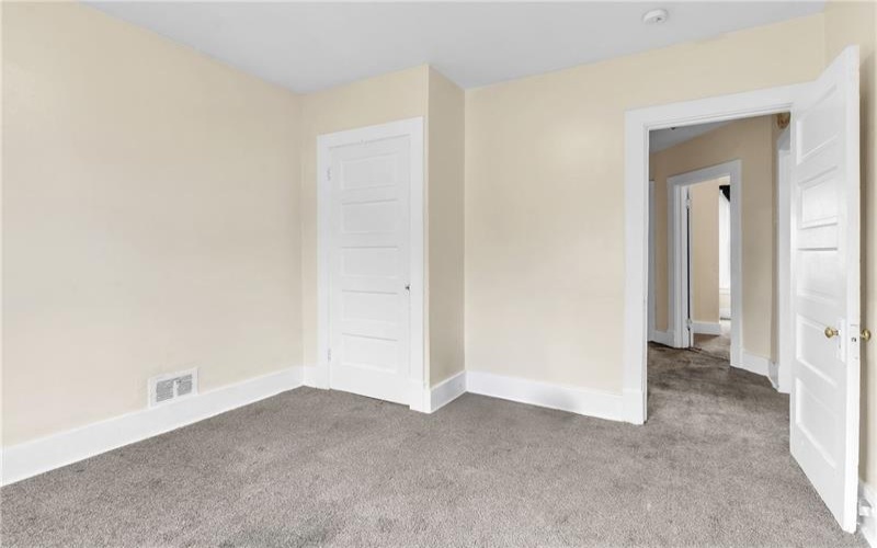 1233 Kenneth Avenue, New Kensington, 15068, 5 Bedrooms Bedrooms, ,1 BathroomBathrooms,Residential,For Sale,Kenneth Avenue,1687640
