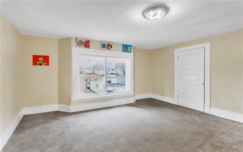 1233 Kenneth Avenue, New Kensington, 15068, 5 Bedrooms Bedrooms, ,1 BathroomBathrooms,Residential,For Sale,Kenneth Avenue,1687640