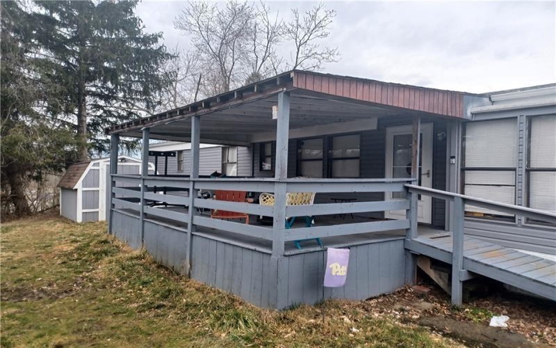 134 Castle Rd, Washington, 15301, 2 Bedrooms Bedrooms, 5 Rooms Rooms,1 BathroomBathrooms,Residential,For Sale,Castle Rd,1687151