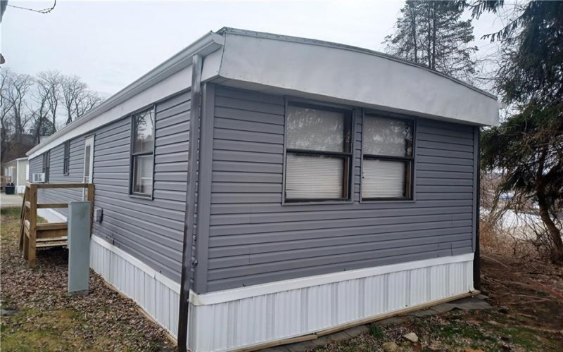 134 Castle Rd, Washington, 15301, 2 Bedrooms Bedrooms, 5 Rooms Rooms,1 BathroomBathrooms,Residential,For Sale,Castle Rd,1687151