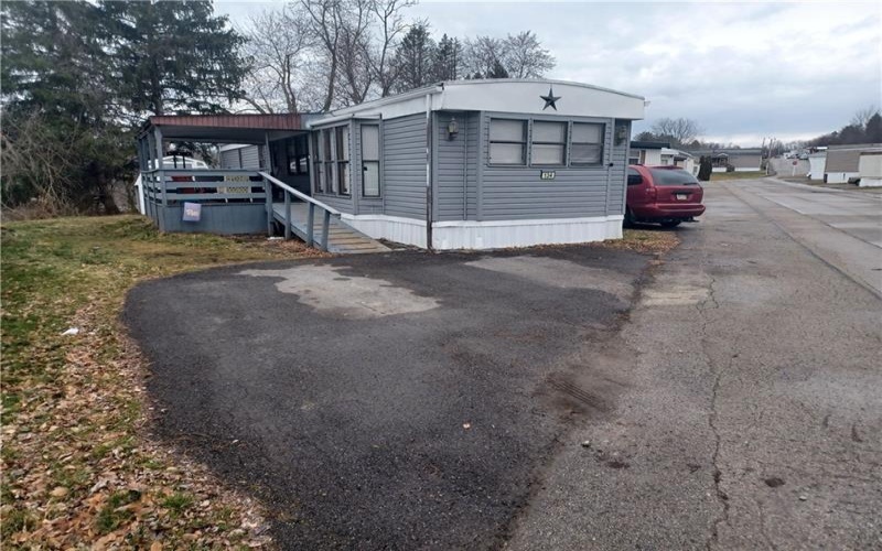 134 Castle Rd, Washington, 15301, 2 Bedrooms Bedrooms, 5 Rooms Rooms,1 BathroomBathrooms,Residential,For Sale,Castle Rd,1687151