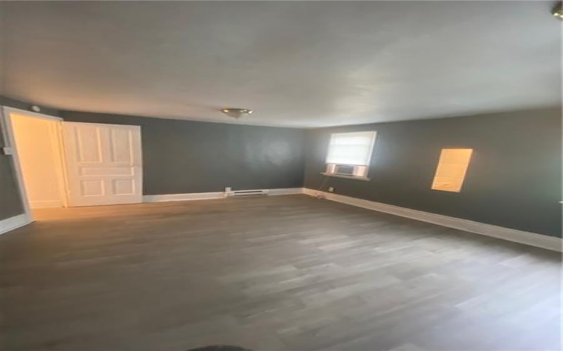 207 Emerson St, Vandergrift, 15690, 2 Bedrooms Bedrooms, ,1 BathroomBathrooms,Residential,For Sale,Emerson St,1687673