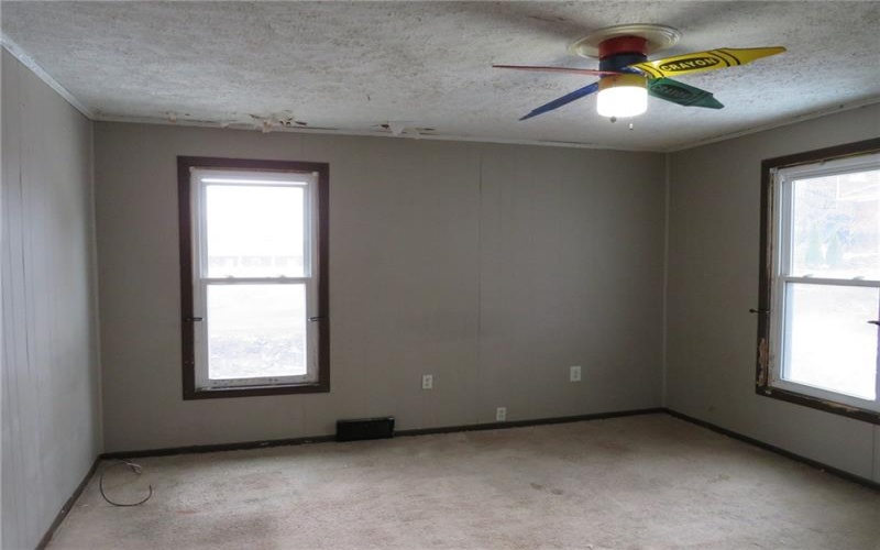 5 Hacker Ave, Jeannette, 15644, 3 Bedrooms Bedrooms, ,1.1 BathroomsBathrooms,Residential,For Sale,Hacker Ave,1687821